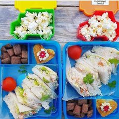 Tuna and mayo sandwiches A picture of Tuna and mayo sandwiches.