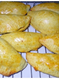A picture of Easy Meat Pie.