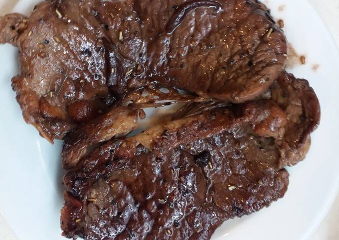 Resep Steak sapi saus red wine Anti Gagal