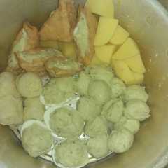 รูปของ Siomay ayam ekonomis