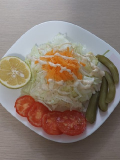 عکسی از دستور سالاد خیارشور