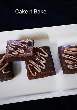 চকোলেট ব্রাউনি (chocolate brownie recipe in Bengali) রেসিপির প্রধান ছবি