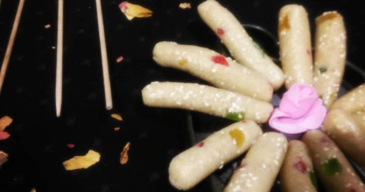 Sesame Roll Recipe by Pooja Agarwal Cookpad