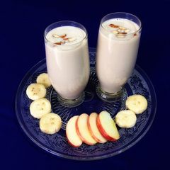 A picture of Apple Banana Smoothie.