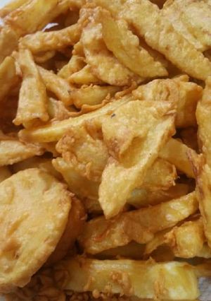A picture of Aloo fries pakode.