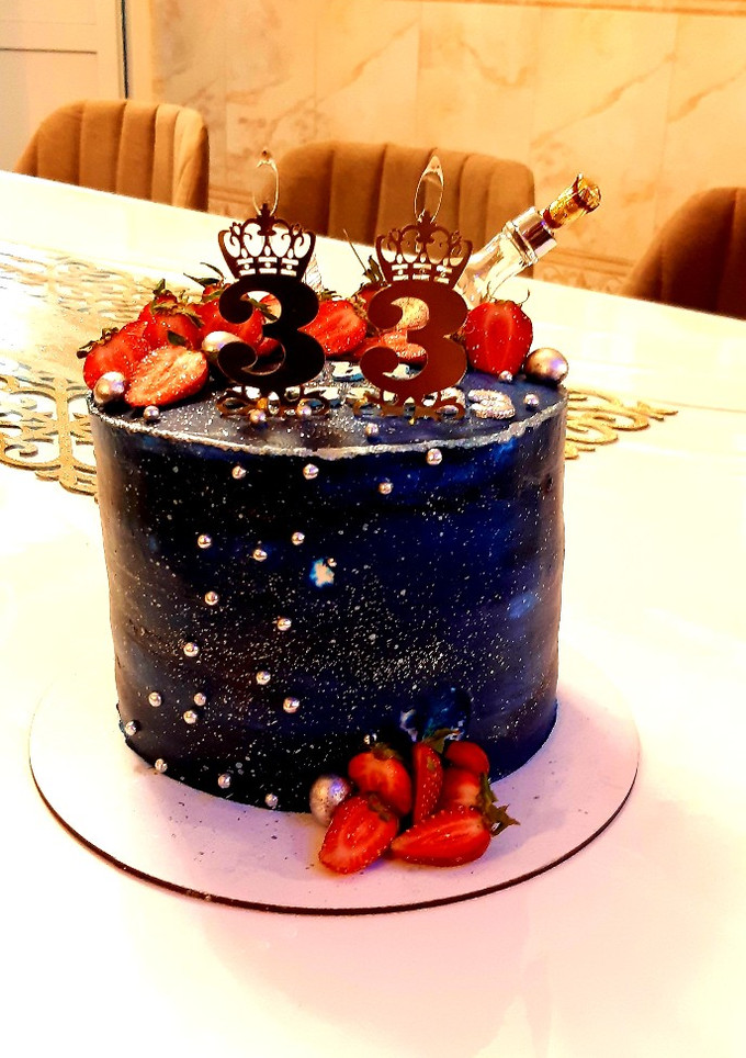 عکسی از دستور کیک تولد روکش خامه ای🎂