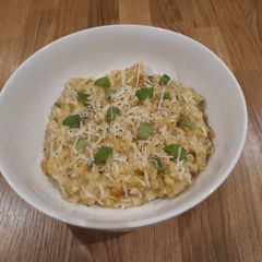 A picture of Slow cooker butternut squash risotto.