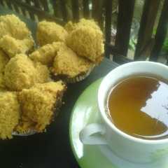 รูปของ Bolu kukus gula merah mekar merekah sempurna(umi naya)