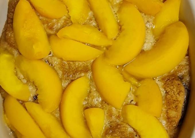 Cookie and Peach dessert