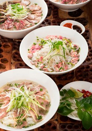Hình của món Công thức  nước dùng phở việt cho những người bạn  xa xứ.