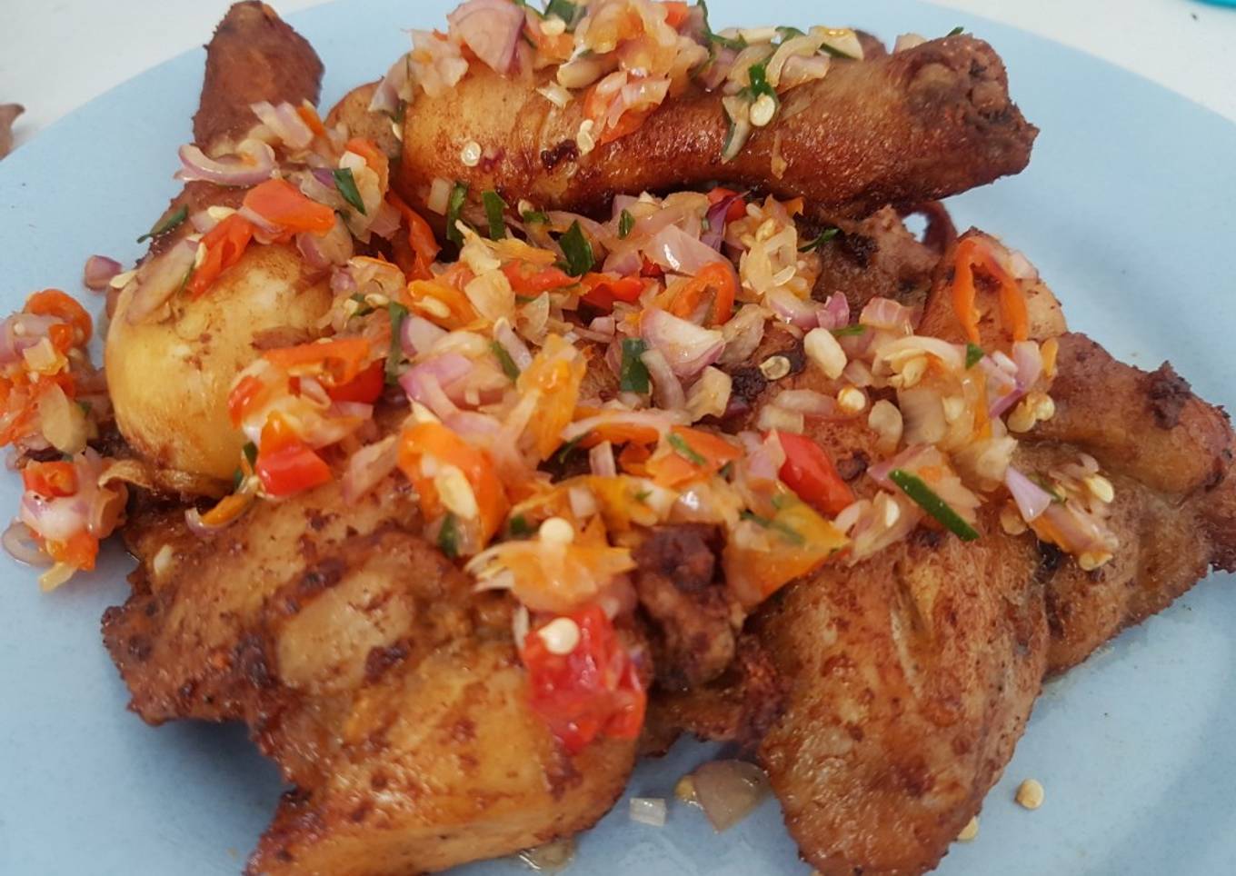 Ayam Goreng Siram Sambal Matah-Level Pedas Sedang