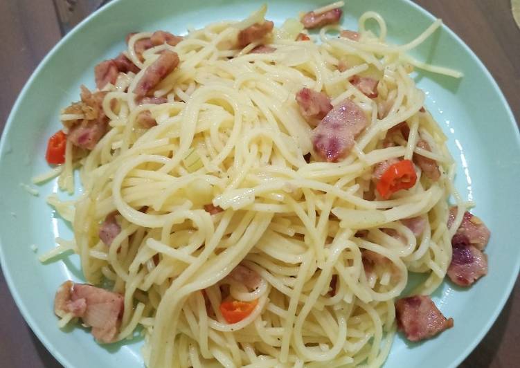 Spagetti aglio olio easy cook 😁