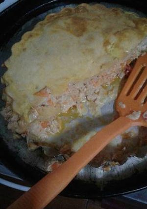 Una foto de Tarta de atún con masa casera