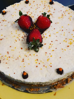 Foto principal de Tarta de queso de lima y coco sin horno