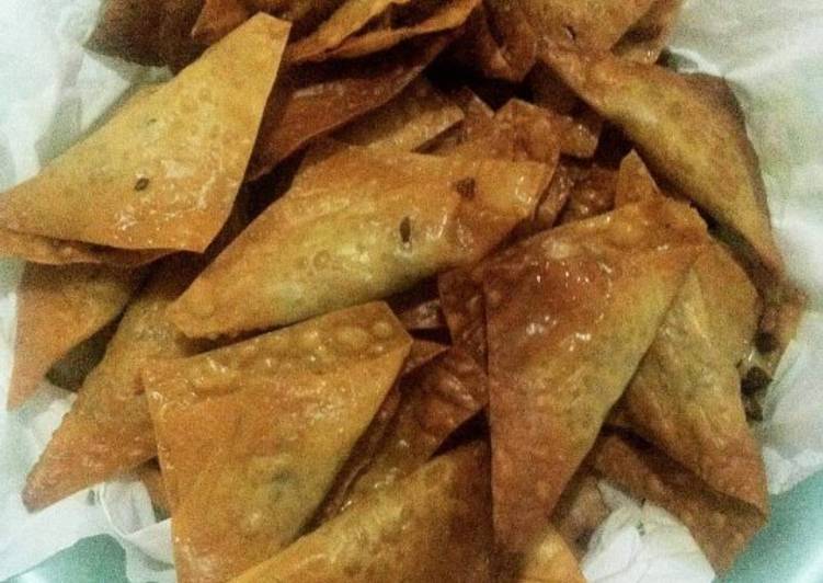 Martabak Kulit Pangsit Sotang