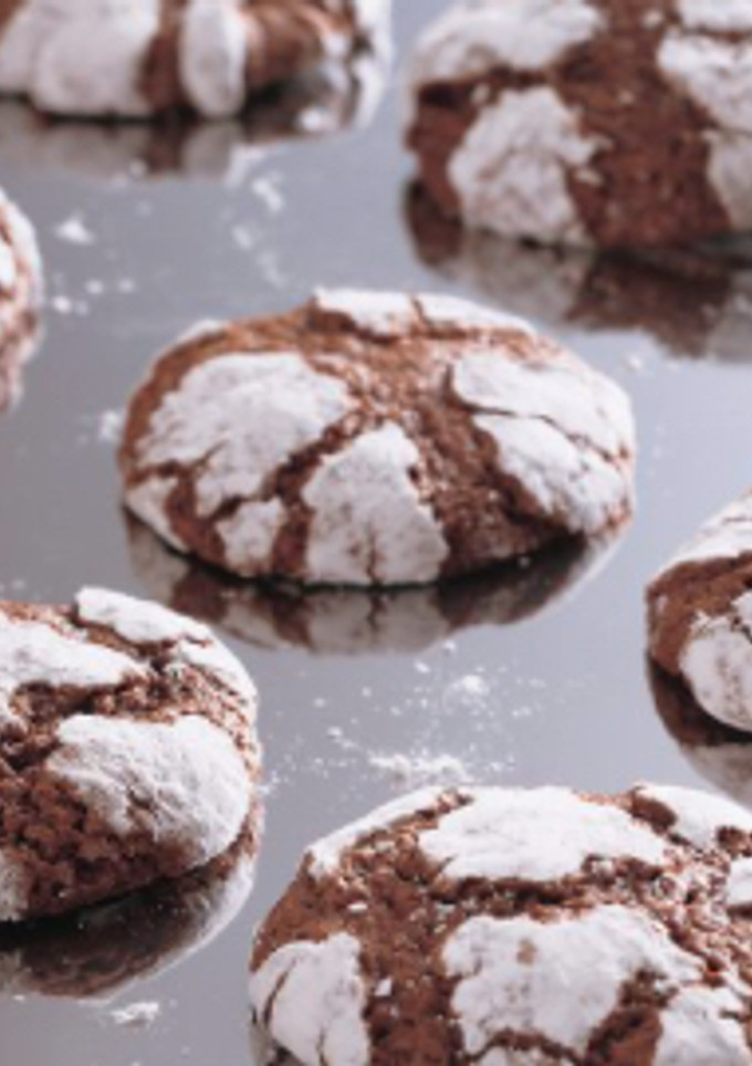 Una foto de Galletas de chocolate craqueladas