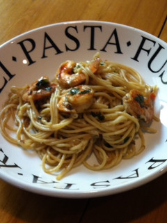 Una foto de Spaghetti con camarones al whisky