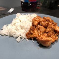 A picture of Peanut Butter Chicken 🥜.