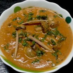 Mughlai mushroom curry A picture of Mughlai mushroom curry.