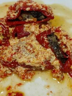 Una foto de Pimientos rellenos de morcilla de puerros