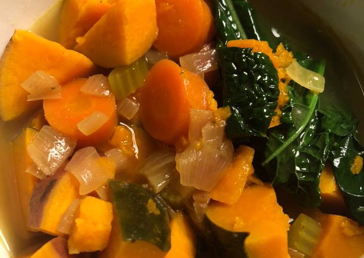Recipe of Perfect Orange stew 🧡 / Squash, sweet potato and carrot stew - vegan