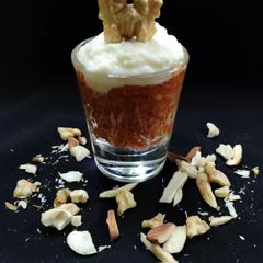 A picture of Gajar halwa shots.