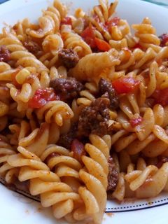 صورة لوصفة معكرونة بلحمة