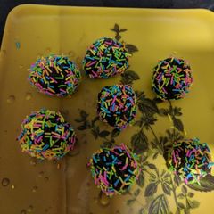 A picture of Choco truffle balls.