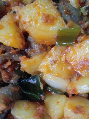 Langkah Mudah untuk Membikin Resep Sambal goreng kentang dan ati yang Bikin Ngiler Anti Ribet, Bisa Manjain Lidah