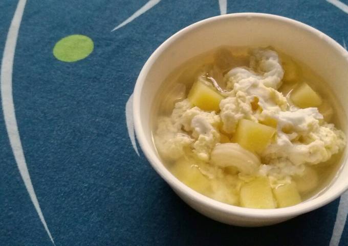 Recipe of Ultimate Macaroni Quail Eggs and Potato Soup