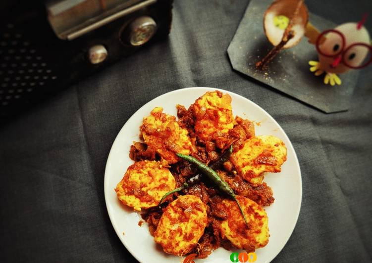 Steps to Make Favorite Egg tawa masala