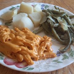 A picture of UnCheese Sauce (for mac & cheese) vegan.