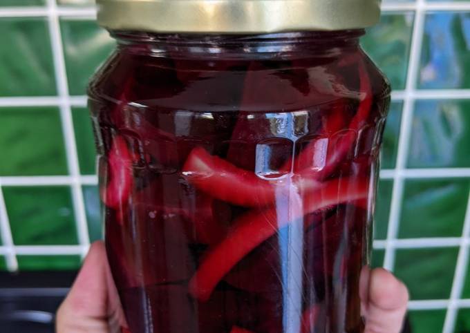 Pickled Beetroot, Onion and Chilli (St Helena)