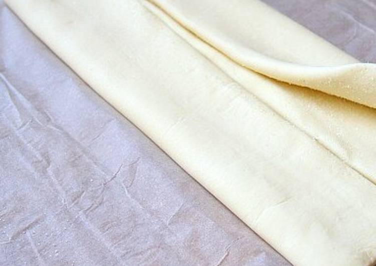 Pizza vegetal con masa de hojaldre