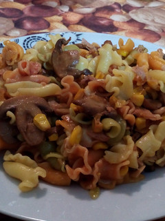 Una foto de Salteado de pasta