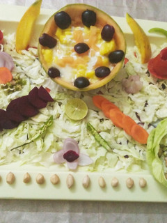 मिक्स सलाद (Mix salad recipe in Hindi) रेसिपी मुख्य फोटो