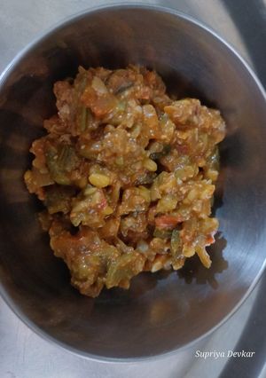 A picture of Spong gourd sabji(gilki).
