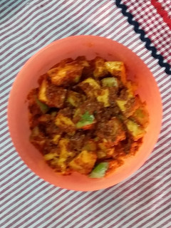 மாங்காய் ஊறுகாய் (Maankaai oorukaai recipe in tamil) செய்முறை முக்கிய புகைப்படம்