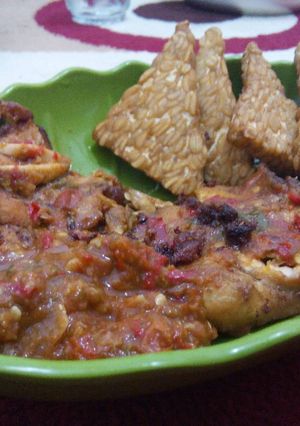 Foto resep 11. Ayam penyet pedas mantap