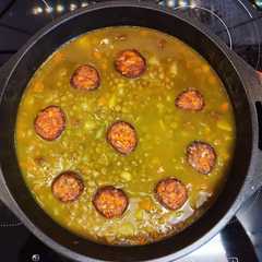 Una foto de Lentejas con chorizo