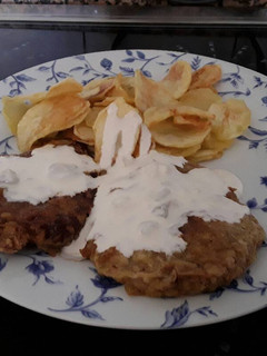 Foto principal de Escalopines de ternera con salsa de queso la Peral
