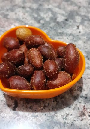 A picture of Masala peanuts.