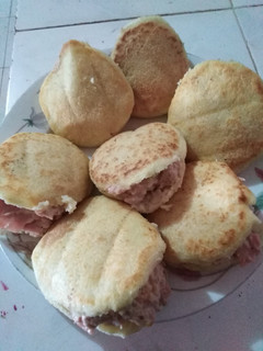 Una foto de Arepas con relleno de atún