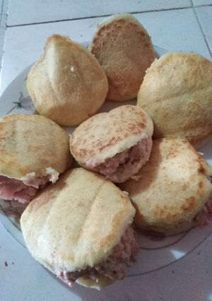 Una foto de Arepas con relleno de atún