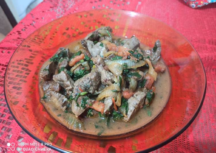 Picadinho de fígado bovino - Tudogosreceitas