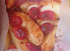 Φωτογραφία της συνταγής Πατάτες Wedges με ντοματίνια και sweet chilli