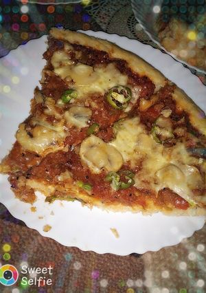 صورة لوصفة بيتزا على طريقتي 😋😋