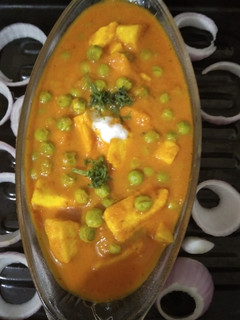 A picture of Mutter paneer.