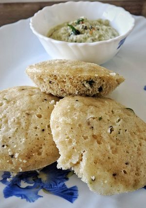 A picture of Instant Super Soft Oats Idli recipe.