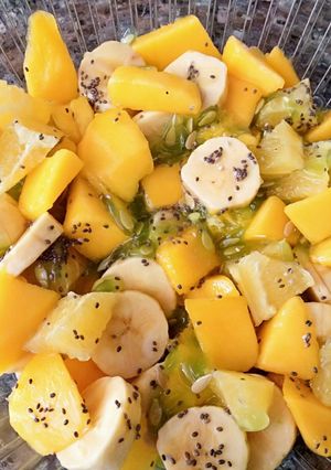 A picture of Fruit salad with chia seeds.